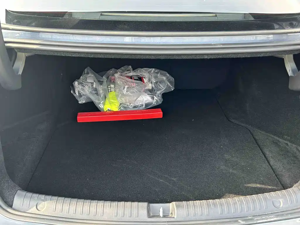 Seal 06 DM-i Smart Drive 120 KM Premium