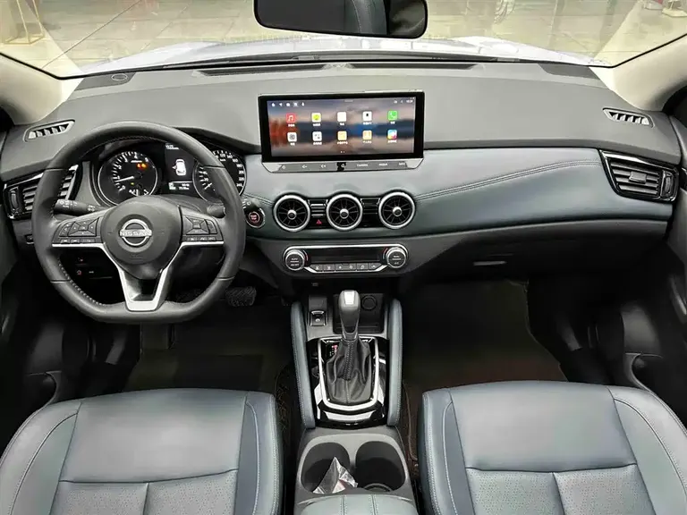 Nissan Qashqai Honor 2.0 L CVT XV+ Leading
