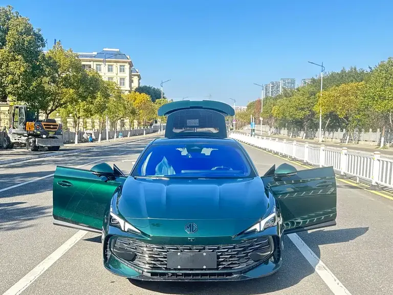 MG7 2.0 T Auto Trophy+ Turbo Dazzling