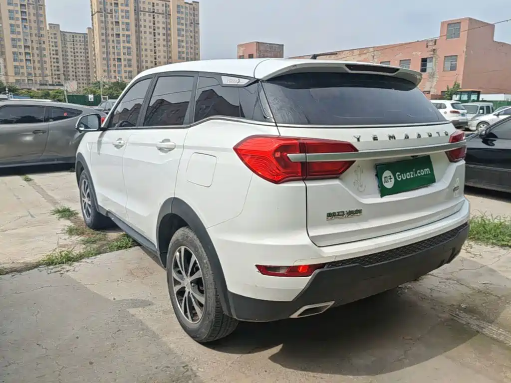 Bojun 博骏 2021款 改款 运动版 1.5 L CVT舒适型