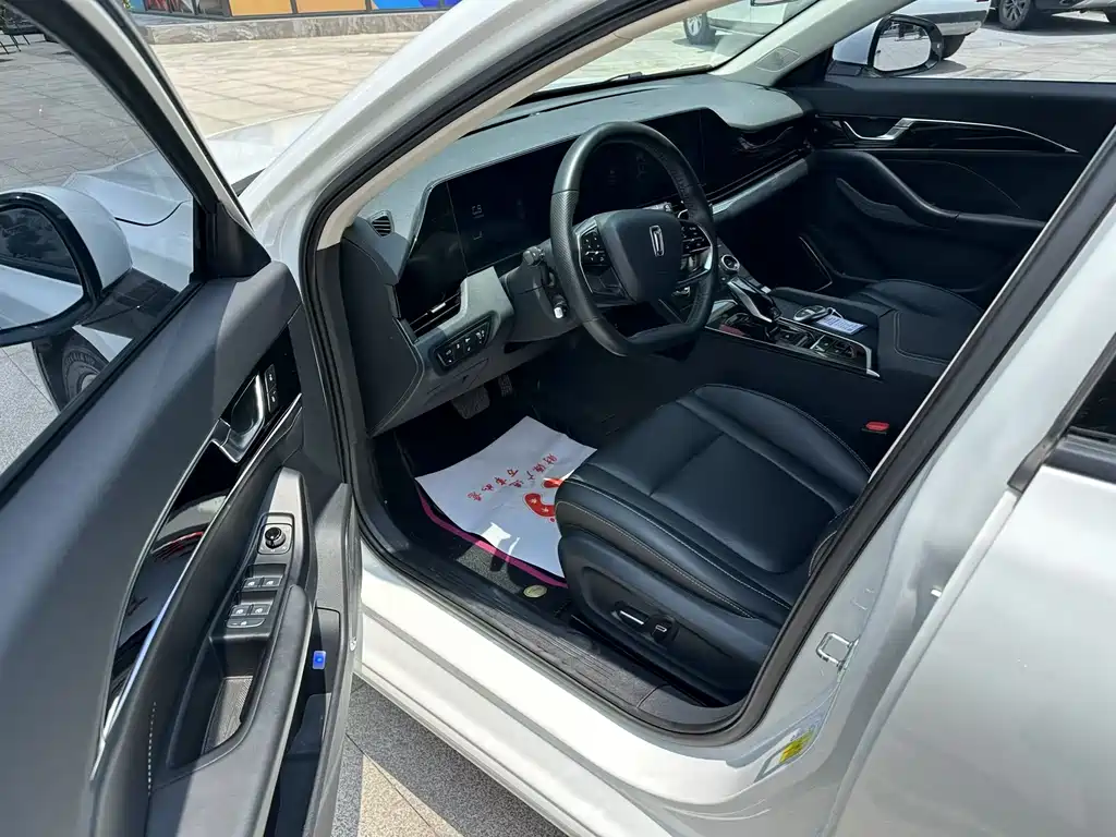Besturn B70 3 rd Gen 1.5 T Auto Premium