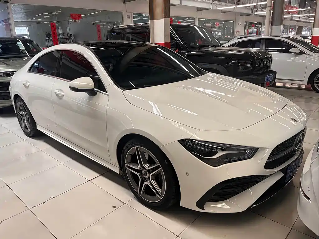 Mercedes-Benz CLA (Import) CLA 200