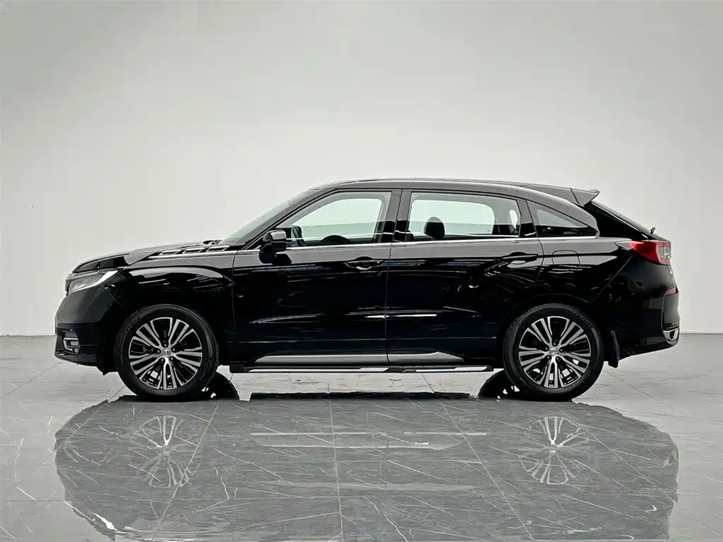 Avancier 370 TURBO 2 WD Luxury