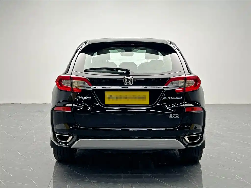 Avancier 370 TURBO 2 WD Luxury