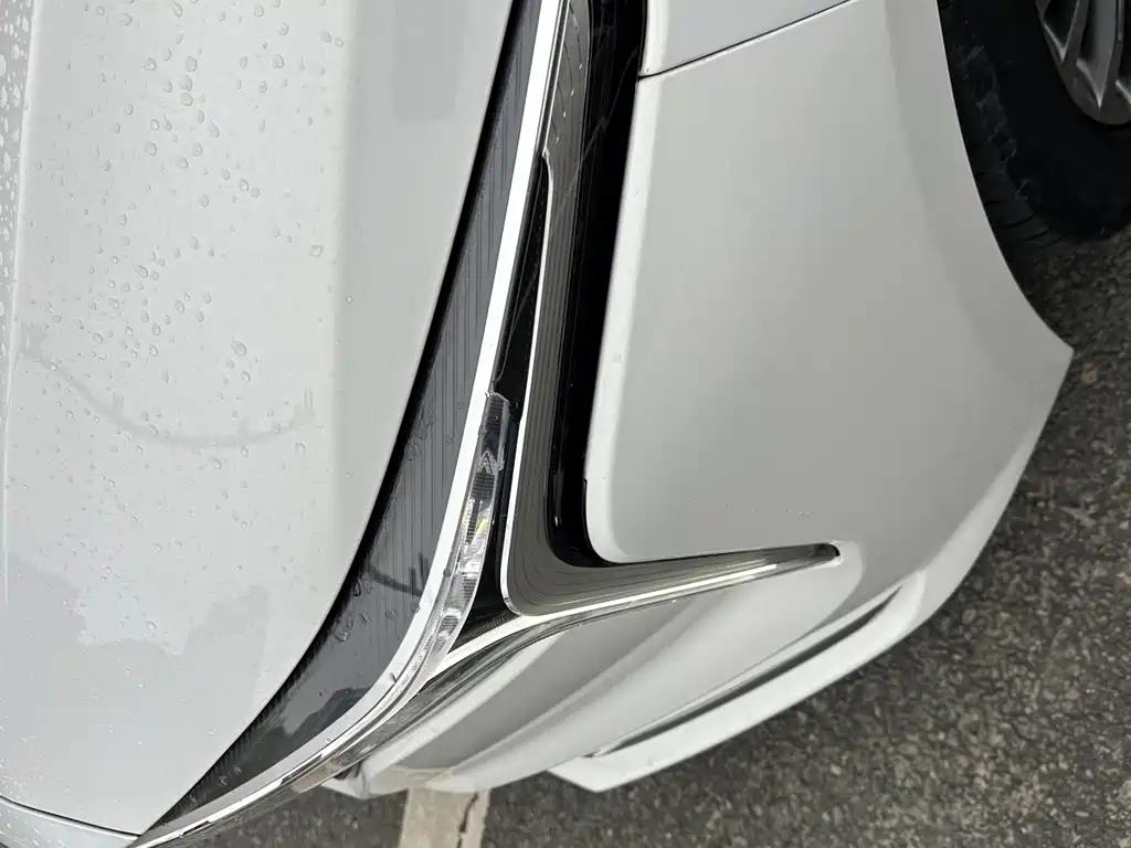 Besturn B70 1.5 T Auto 15 th Anniversary Classic