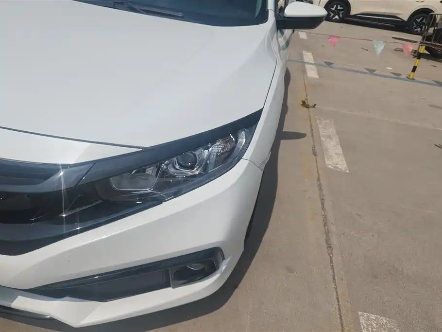 Civic 220 TURBO CVT Ignite Motion CN-VI