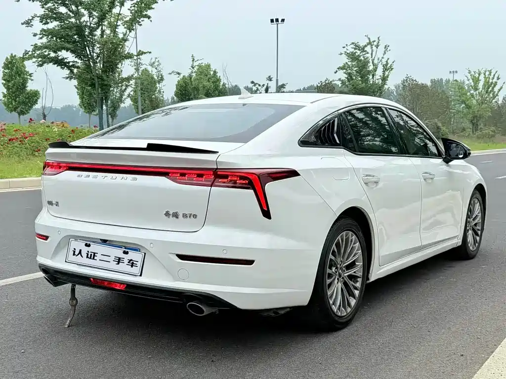 Besturn B70 1.5 T Auto Pleasure