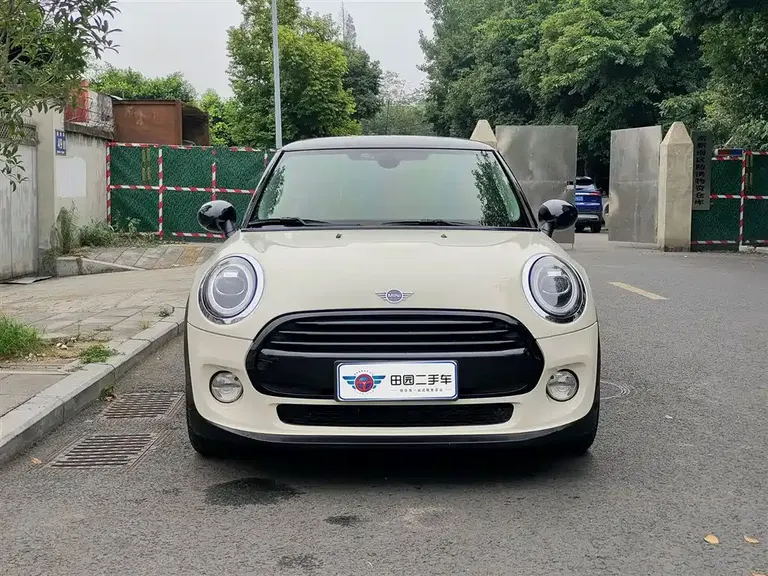MINI 1.5 T COOPER Classic