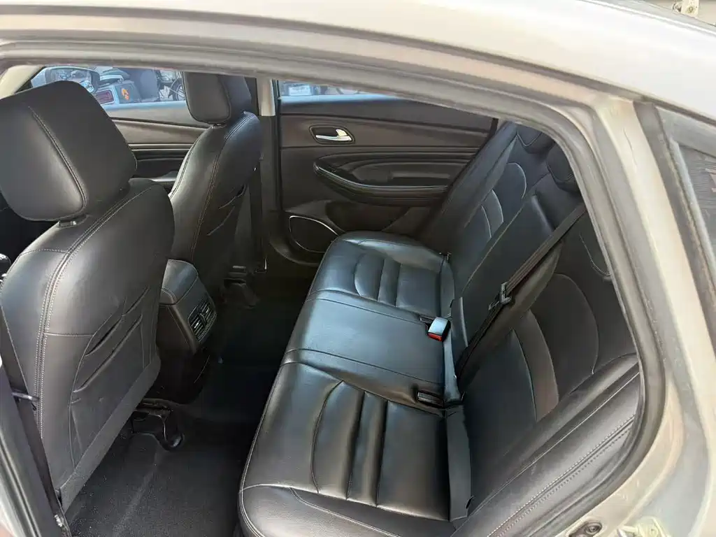 Trumpchi GA4 传祺GA4 2018款 150 N 手动豪华版