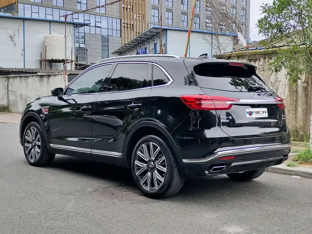 Hongqi HS5 Facelift 2.0 T Connected Flagship Enjoyment 4 WD