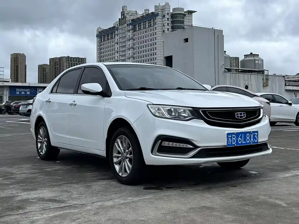 Vision Upgraded 1.5 L Manual Luxury CN-V