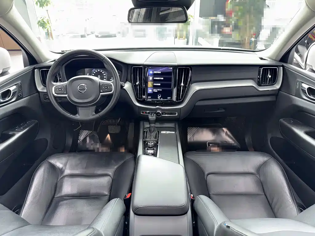 Volvo XC60 T5 4 WD Smart Ease Luxury