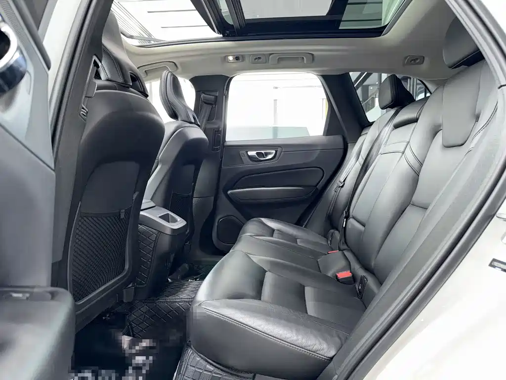 Volvo XC60 T5 4 WD Smart Ease Luxury
