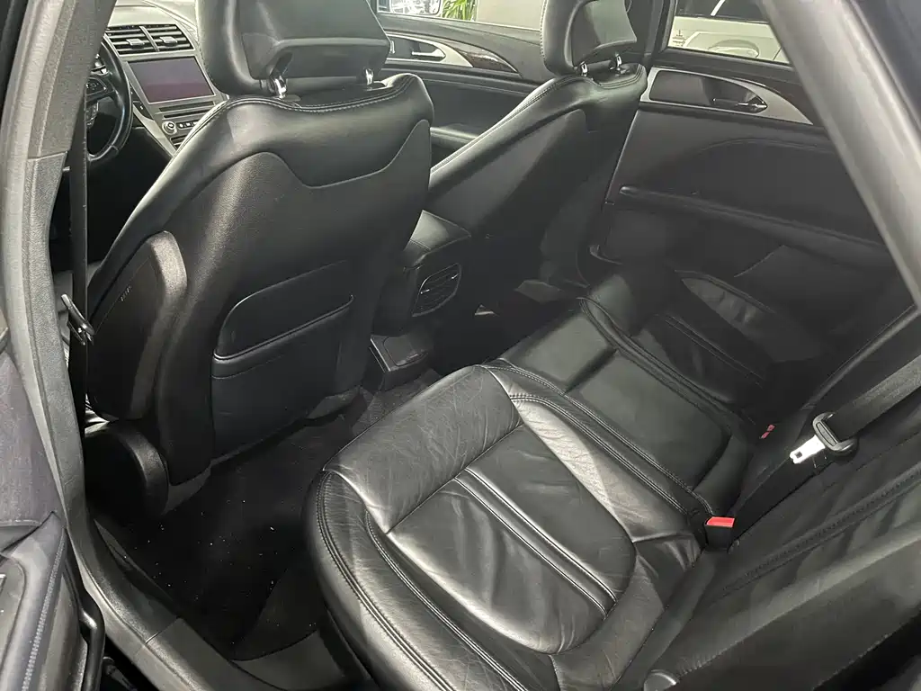 Lincoln MKZ 2.0 T Premium