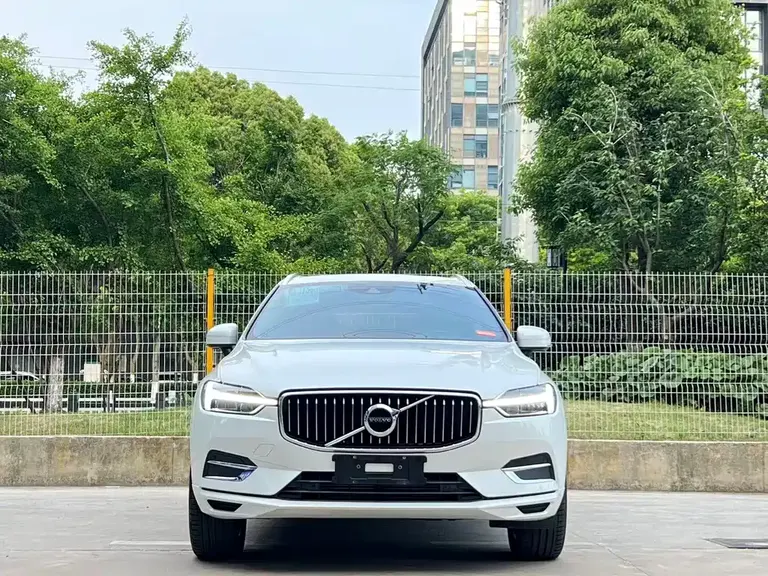 Volvo XC60 T5 4 WD Smart Vision Luxury