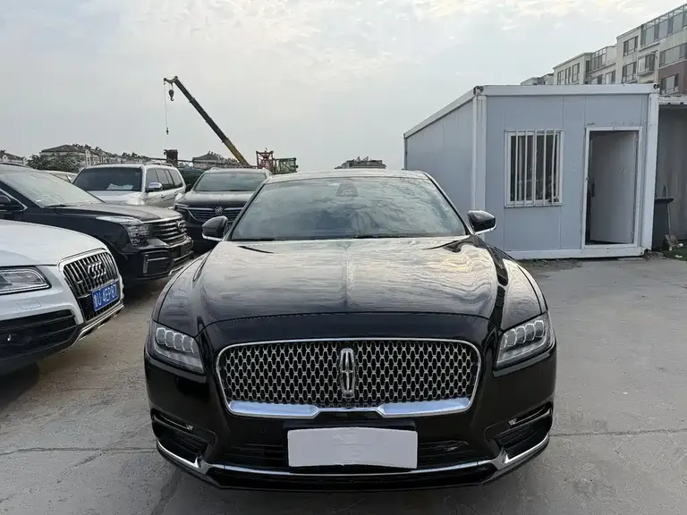 Lincoln Continental 2.0 T 2 WD Honor Shine