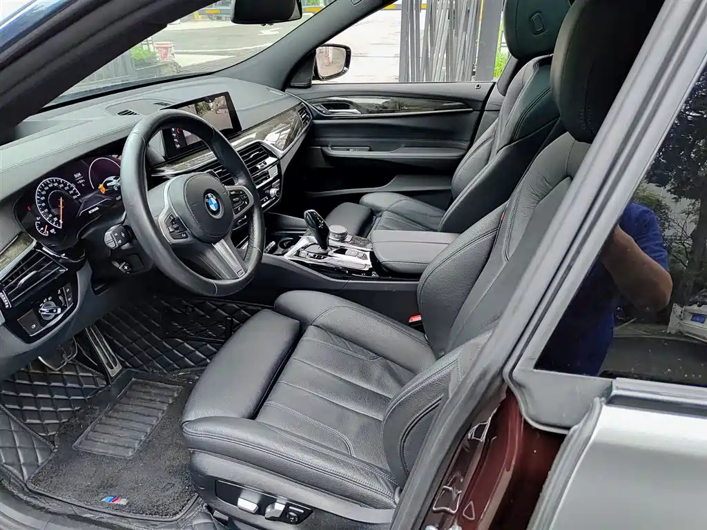 BMW 6 Series GT 630 i M Sport Package