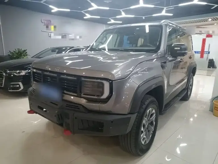 BAIC BJ40 2.0 T Gasoline Standard
