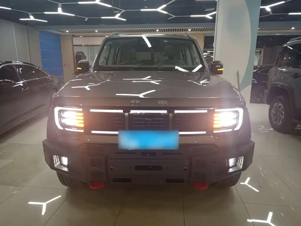 BAIC BJ40 2.0 T Gasoline Standard
