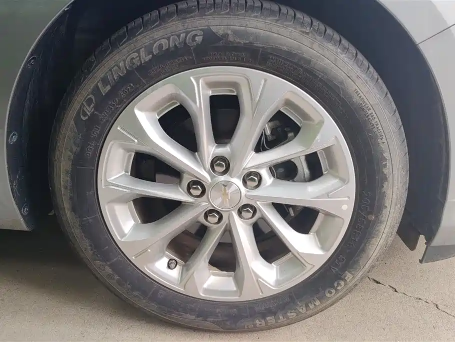 Monza 1.5 L DCT Joy