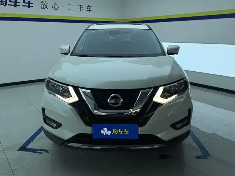 Nissan X-Trail 2.0 L XL ITS CVT 2 WD Connected Comfort