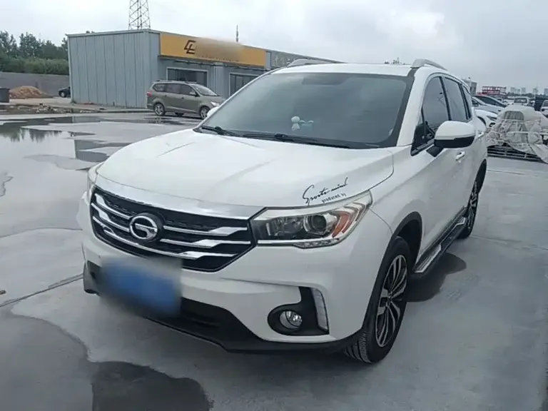 GAC Trumpchi GS4 235 T Manual 2 WD Luxury