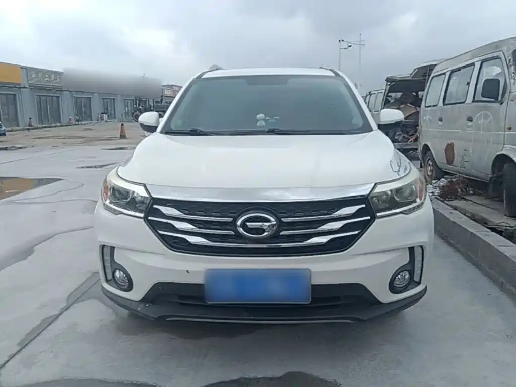 GAC Trumpchi GS4 235 T Manual 2 WD Luxury