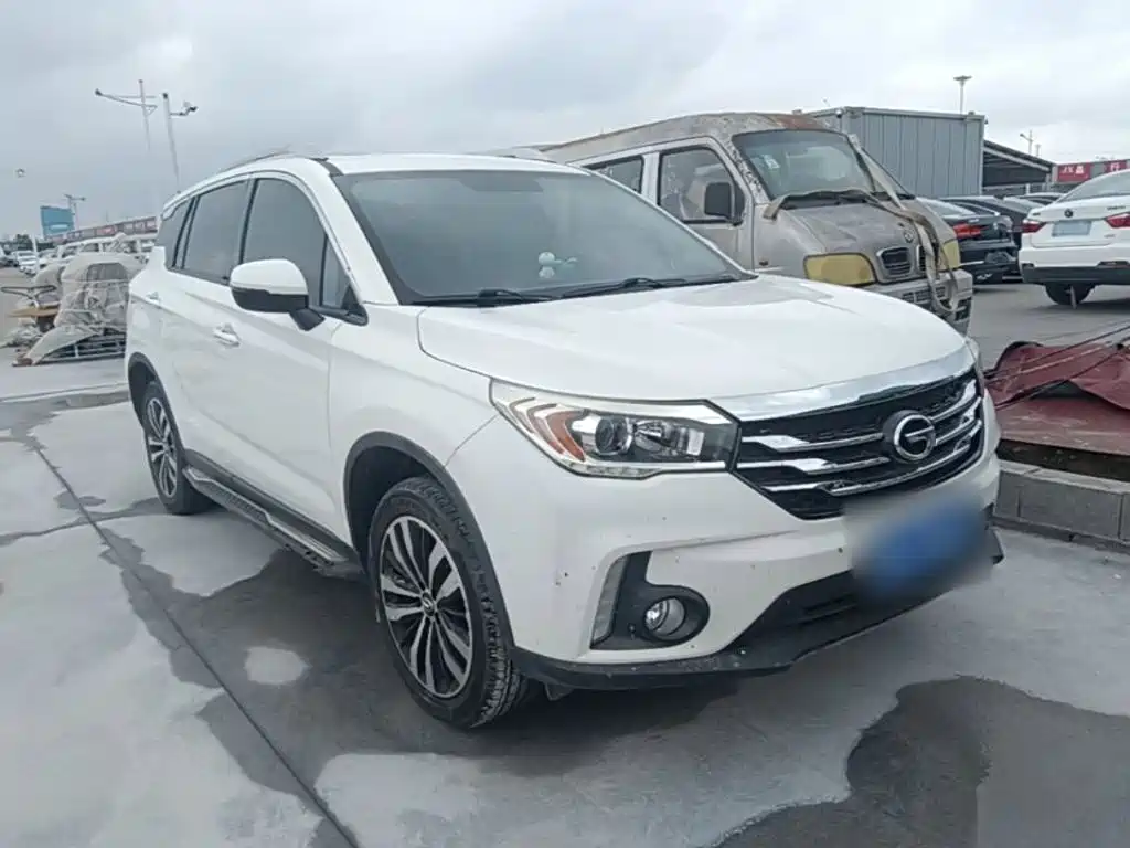 GAC Trumpchi GS4 235 T Manual 2 WD Luxury