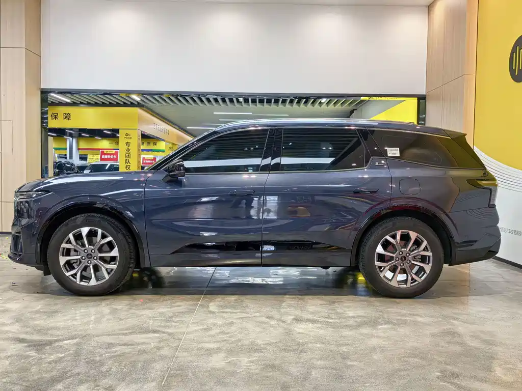 Edge Edge L 2.0 T EcoBoost 4 WD 7-seat Supreme