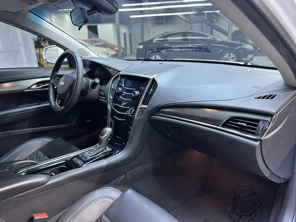 Cadillac ATS-L 28 T Tech