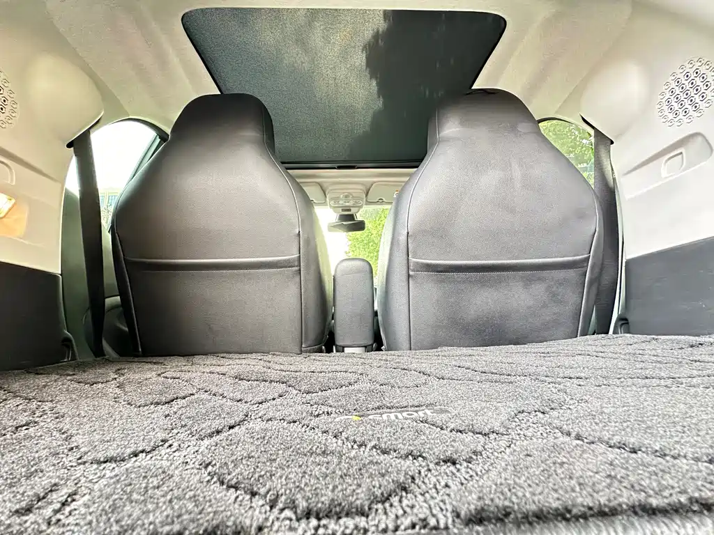 smart fortwo smart fortwo 2018款 0.9 T 66千瓦硬顶先锋版 国V