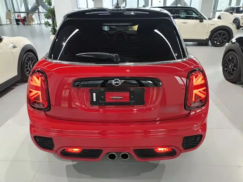 MINI MINI 2018款 2.0 T COOPER S 赛车手 五门版