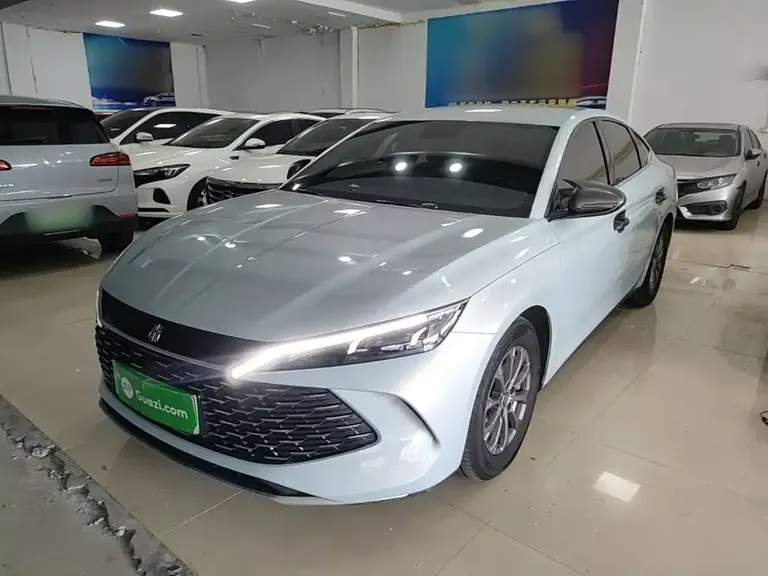 BYD Qin L DM-i 80 KM Leading