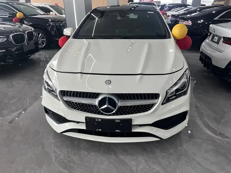 Mercedes-Benz CLA (Import) CLA 200 Fashion