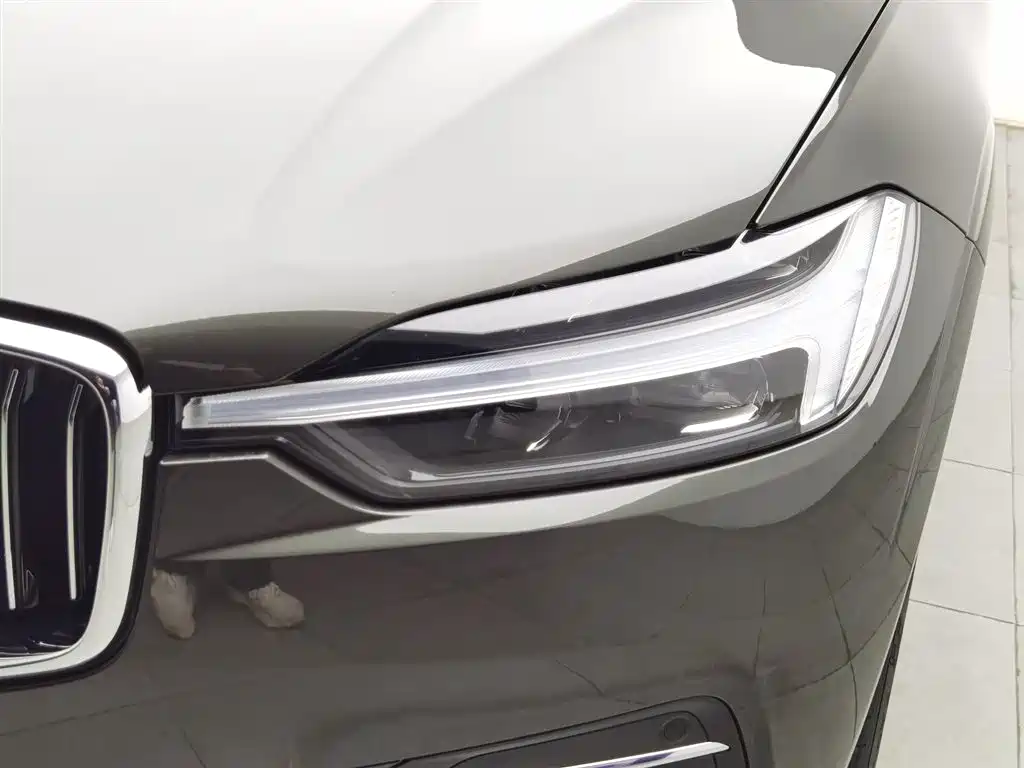 Volvo XC60 T5 4 WD Smart Ease Luxury