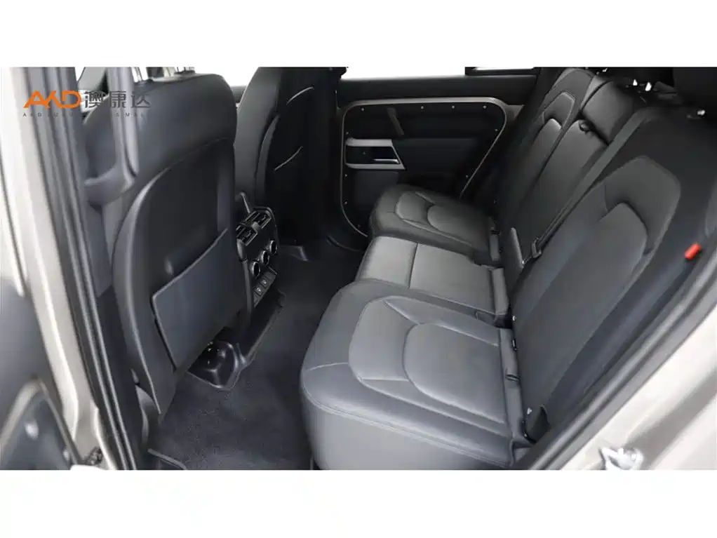 Land Rover Defender 卫士/3.0 T/23款/110 P400 X-DYNAMIC HSE