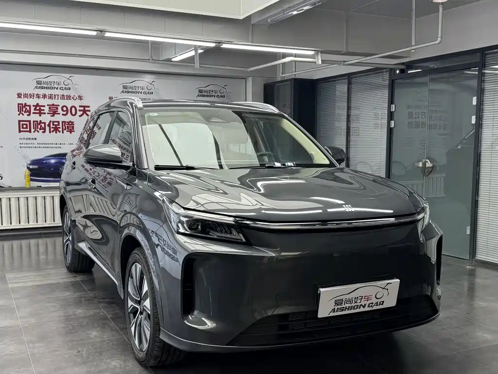Landian E5 PLUS 蓝电E5 PLUS 2026款 165 km 长续航先享版Ultra 7座