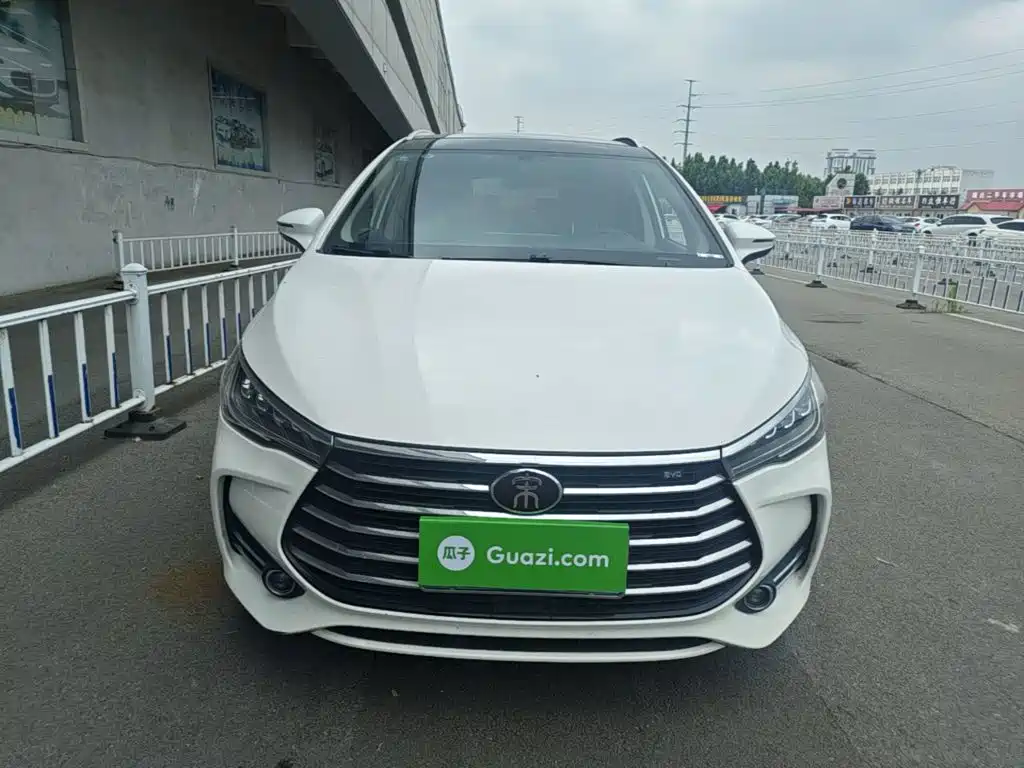 Song MAX 宋MAX 2019款 1.5 T 自动智联睿进型 6座 国VI