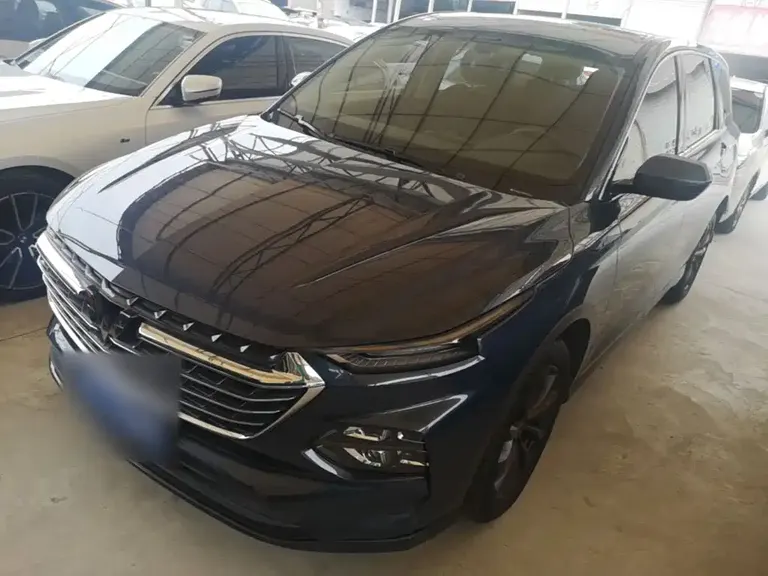 Wuling Victory 1.5 T CVT Distinguished
