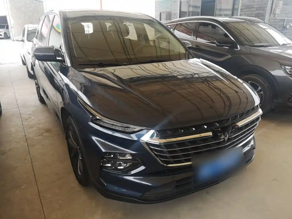 Wuling Victory 1.5 T CVT Distinguished