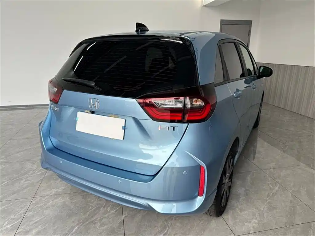 Fit 1.5 L CVT Trend Enjoyment Sunroof