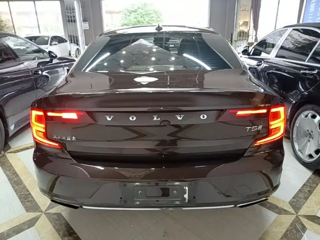 Volvo S90 T5 Smart Ease