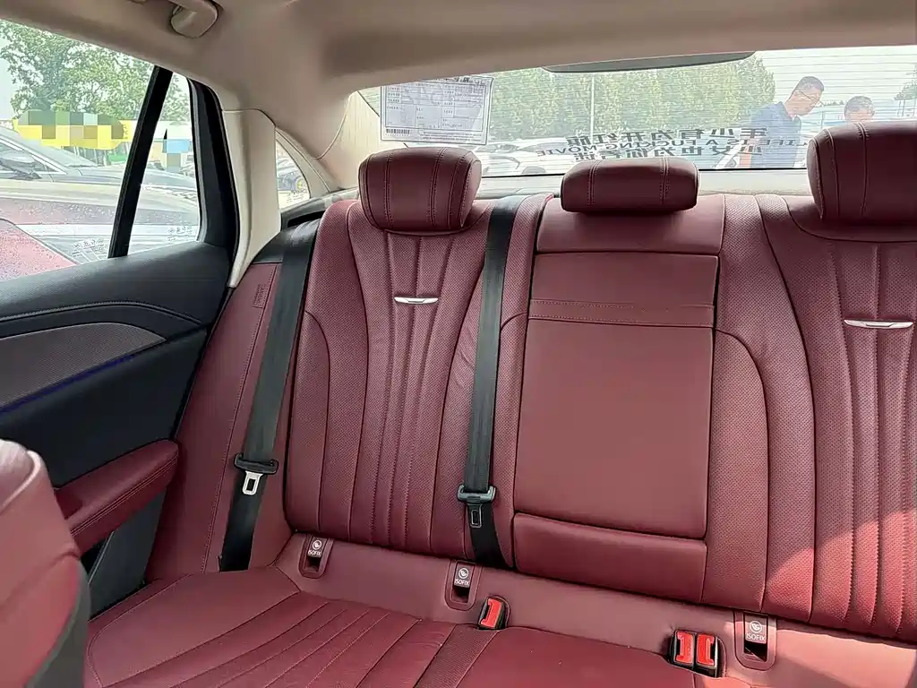 Hongqi H5 2.0 T Auto Connected Flagship Enjoyment