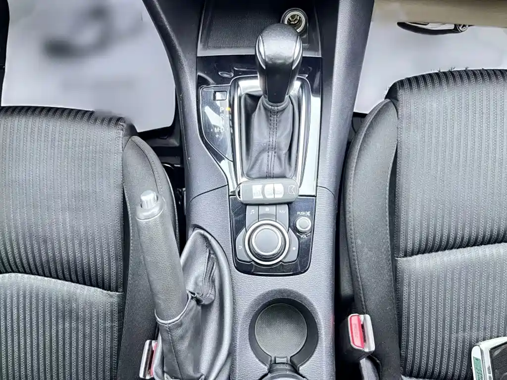 Mazda 3 Axela Sedan 1.5 L Auto Luxury