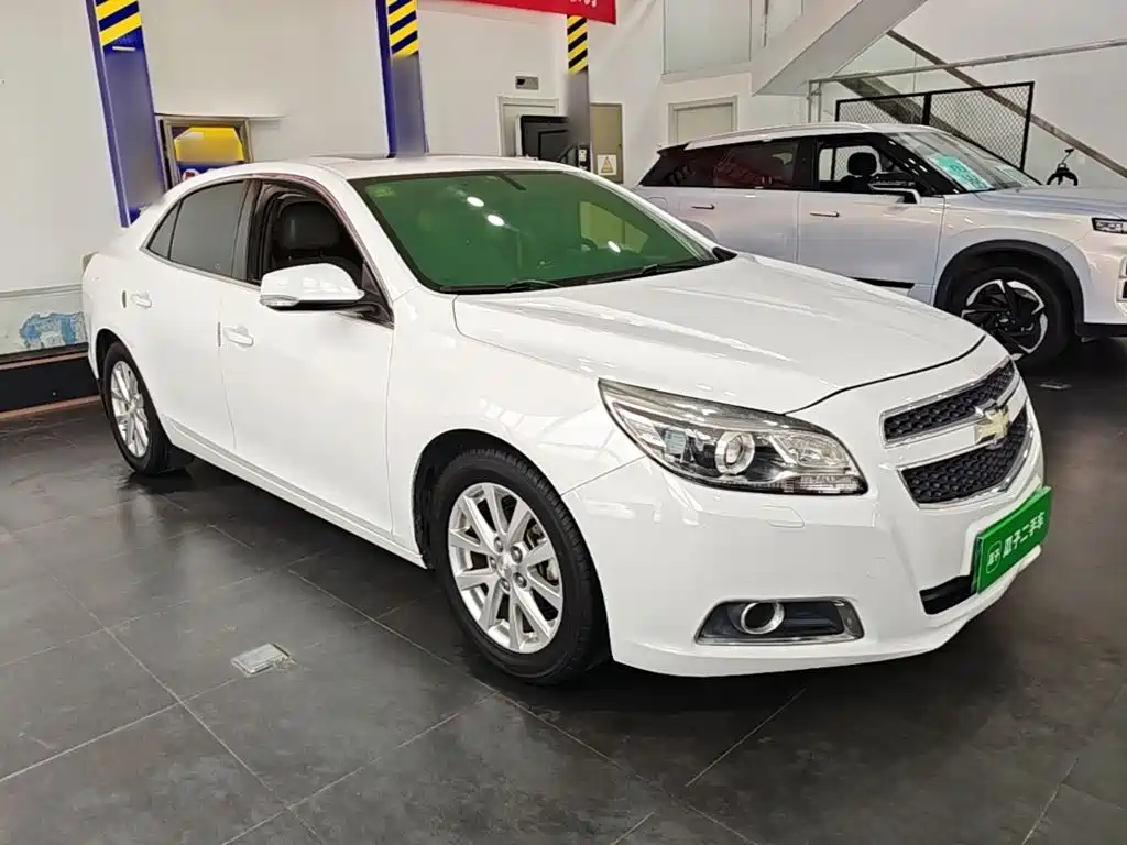 Malibu 2.0 L Auto Luxury