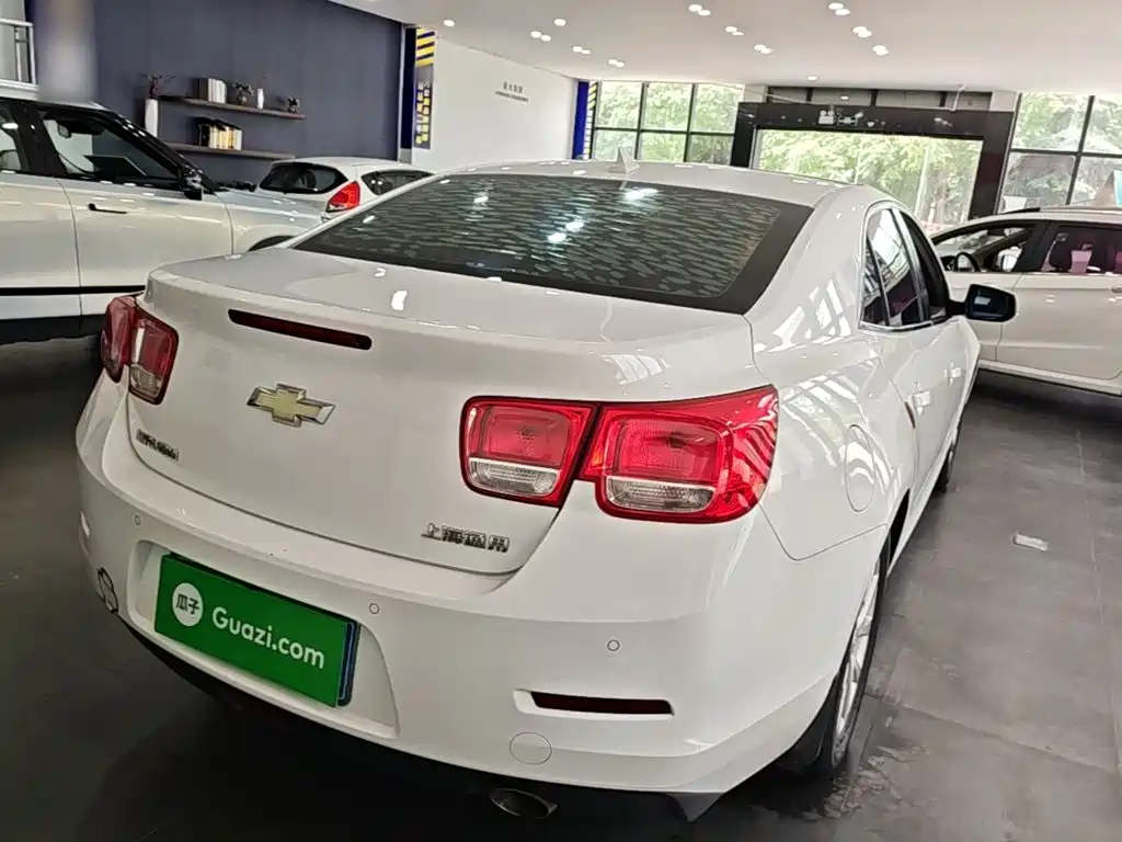 Malibu 2.0 L Auto Luxury