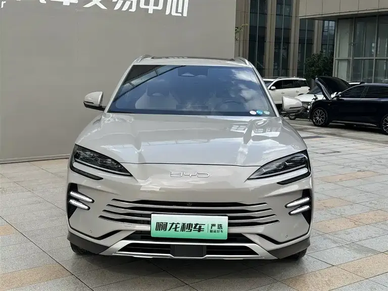 BYD Song PLUS NEV Champion DM-i 110 KM Flagship PLUS