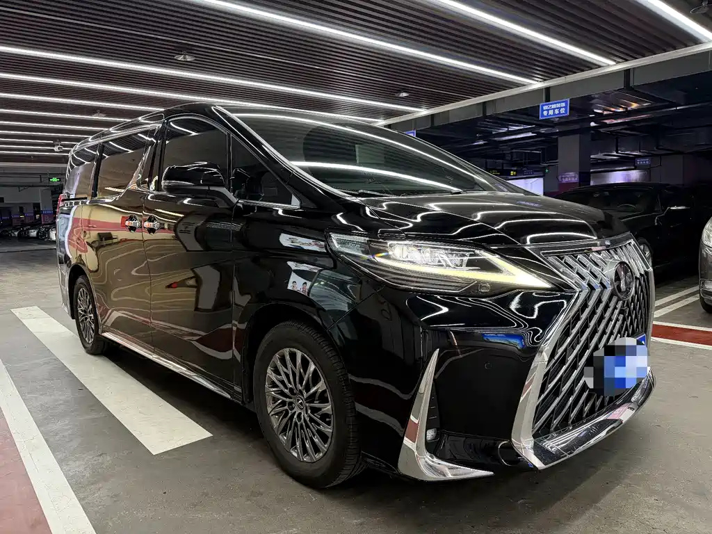 Lexus LM 300 h 7-seat Elegant