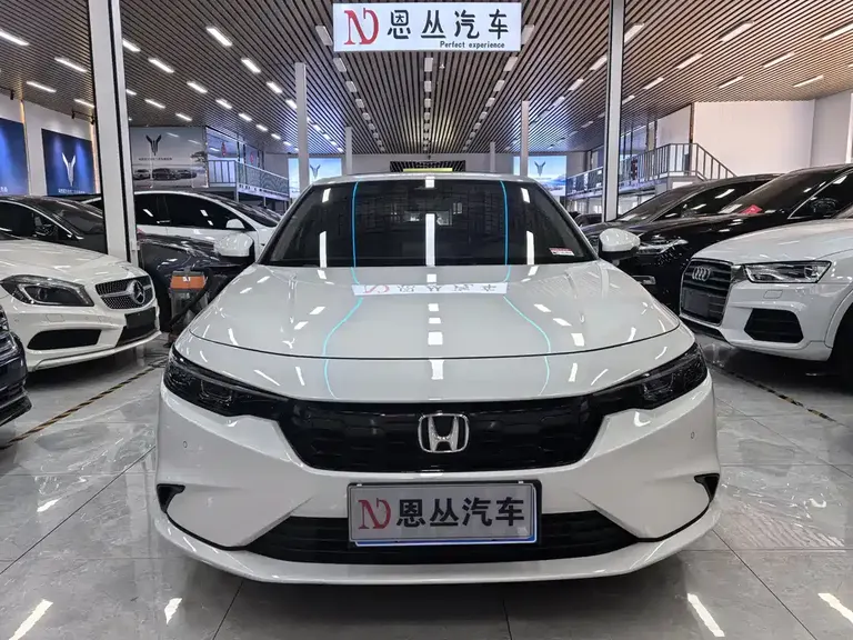Honda Integra 240 TURBO CVT Smart Enjoyment