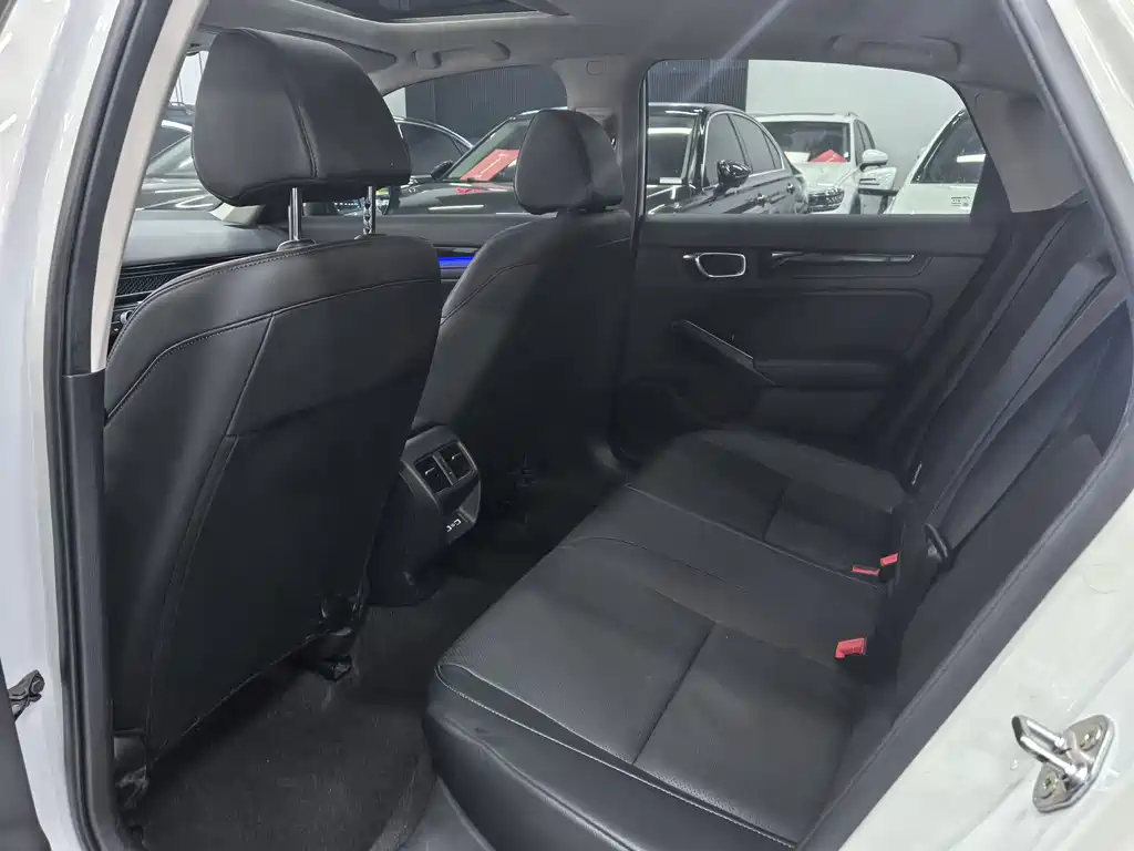 Integra 240 TURBO CVT Smart Enjoyment